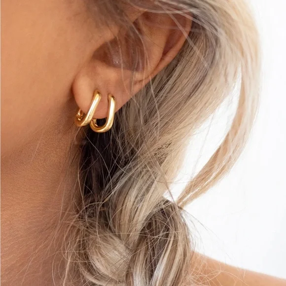 Luv AJ Chain Link Huggie Earrings - Picture 2 of 8